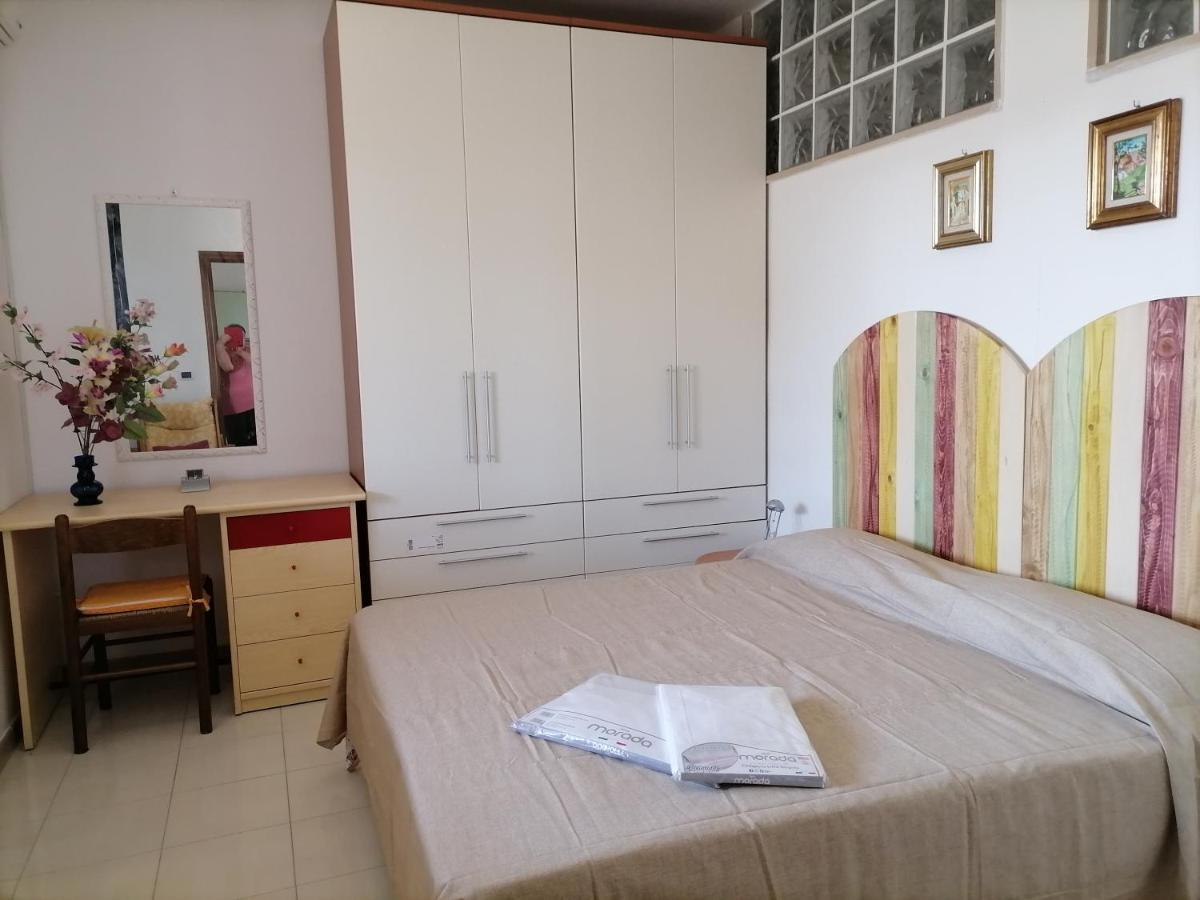 Alloggi Estivi D & A Taranto Luaran gambar