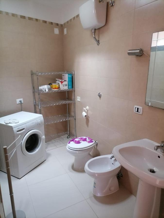 Alloggi Estivi D & A Taranto Luaran gambar