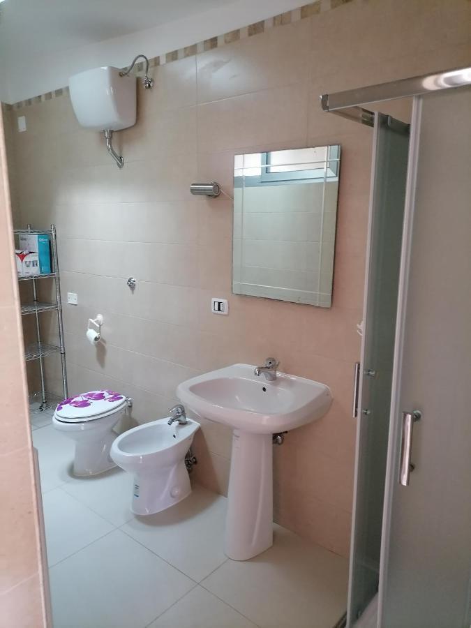 Alloggi Estivi D & A Taranto Luaran gambar